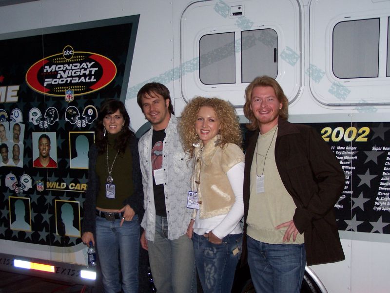 Little Big Town - Monday Night Football